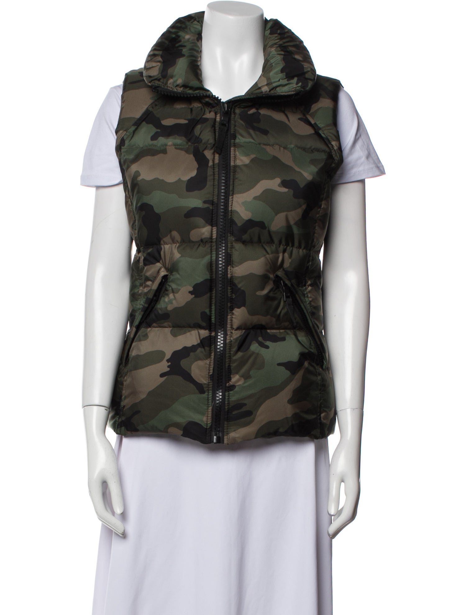 SAM. Camouflage Print Vest