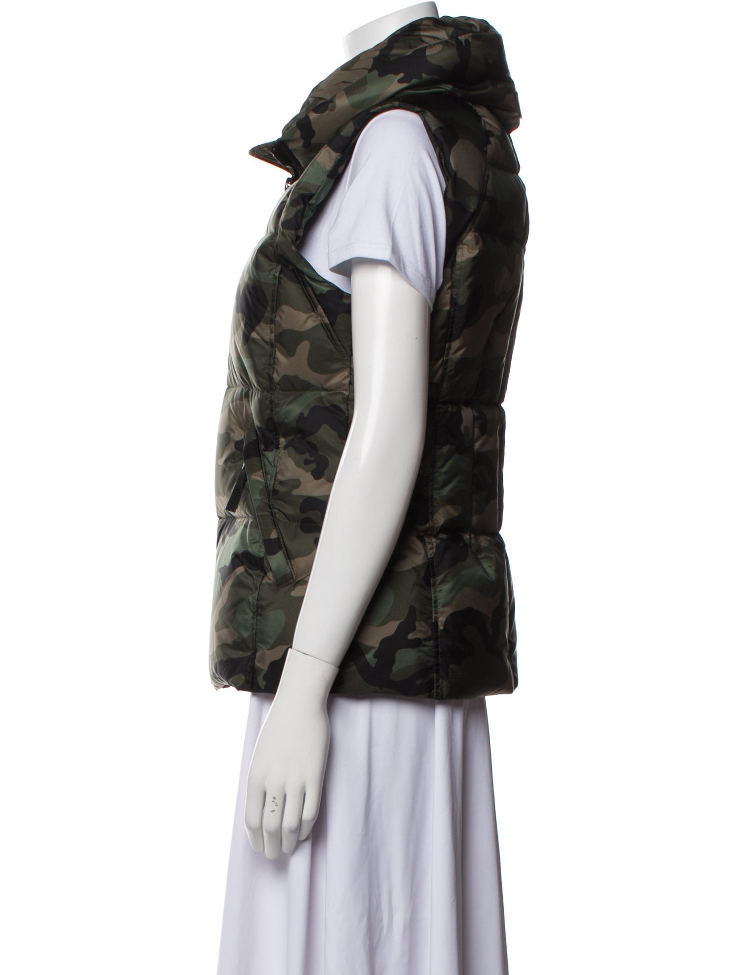 SAM. Camouflage Print Vest