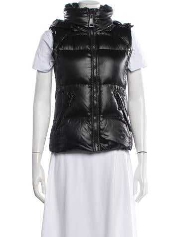 Pre-owned Sam Down Jacket In Black