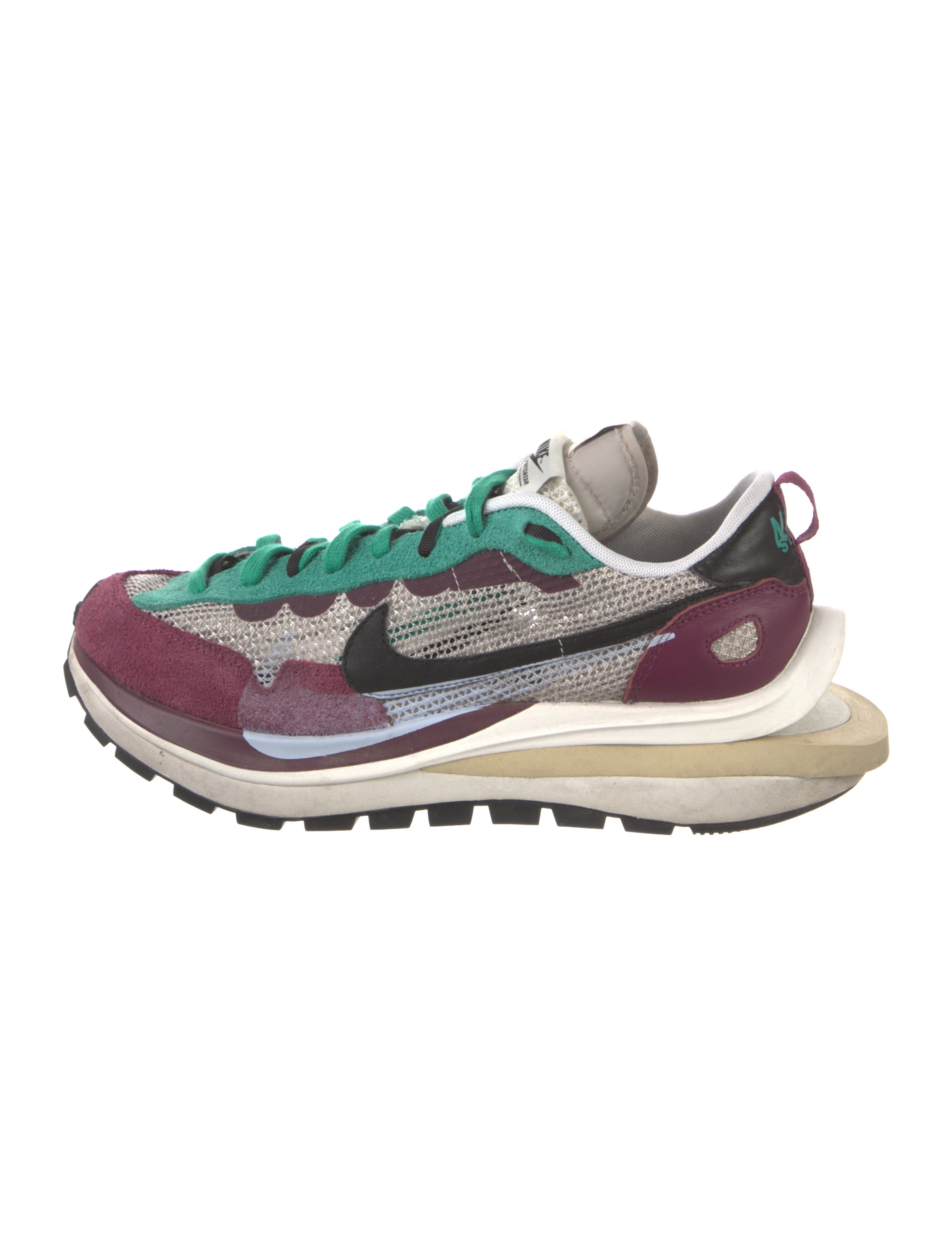 sacai x nike vaporwaffle villain red mens neptune green