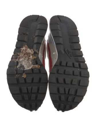 Sacai x Nike x VaporWaffle 'Sail' Athletic Sneakers