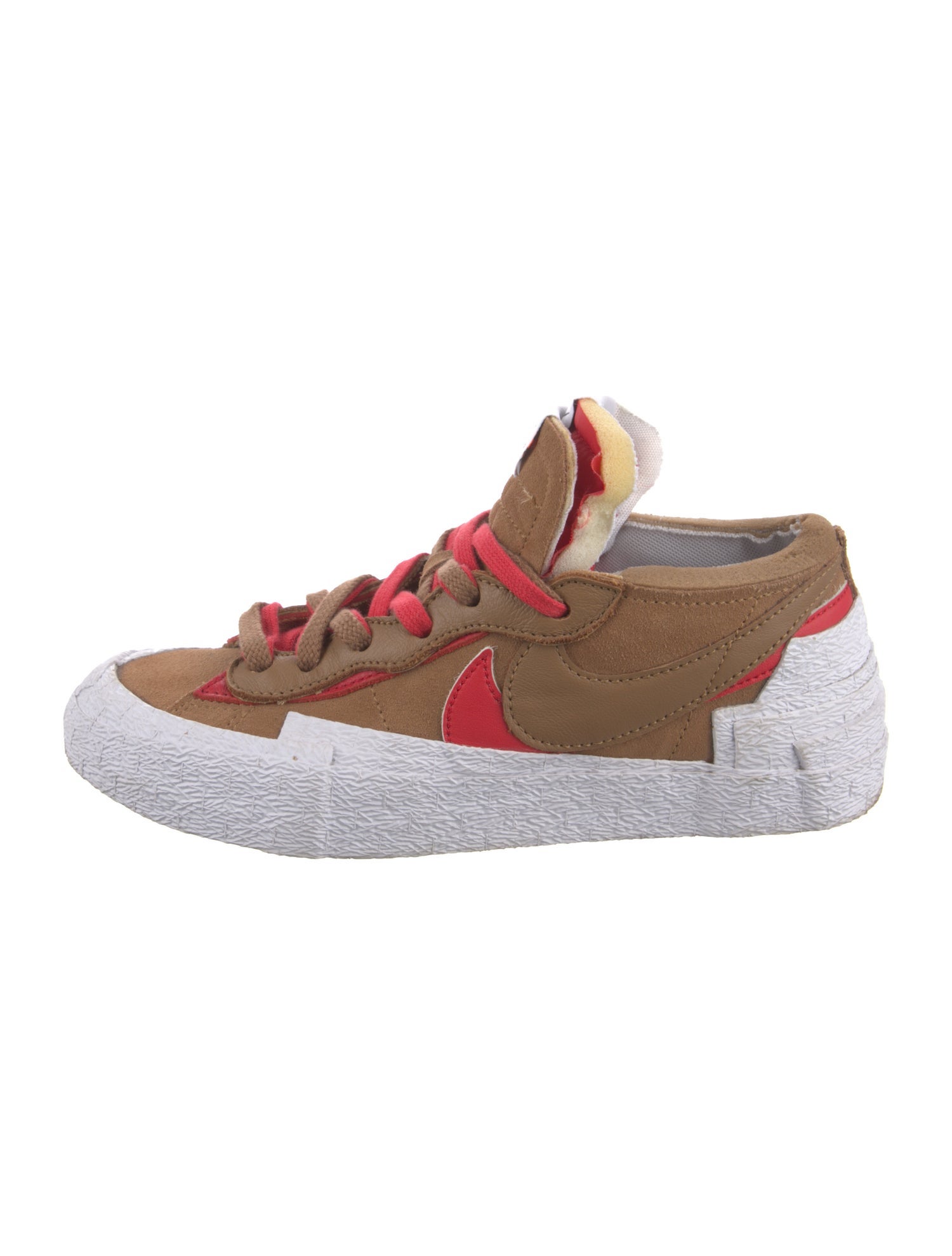 tan sacai
