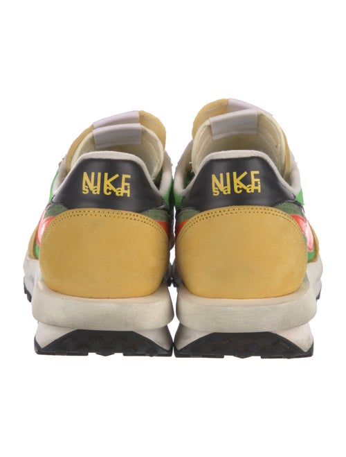 Sacai x Nike LD Waffle 'Green Gusto' Sneakers
