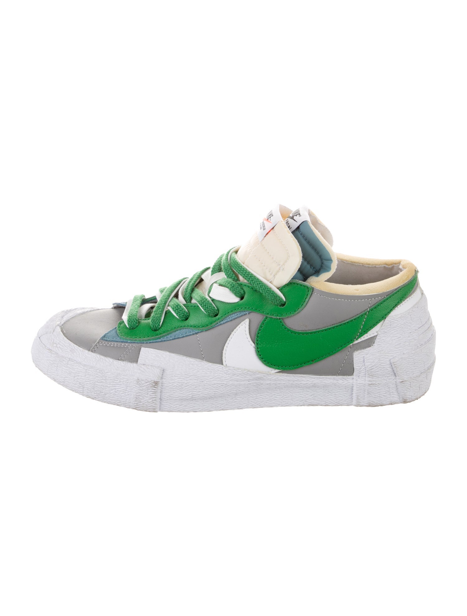 Sacai x Nike Blazer Low Sneakers