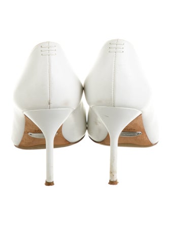 Sarah Flint Leather Pumps