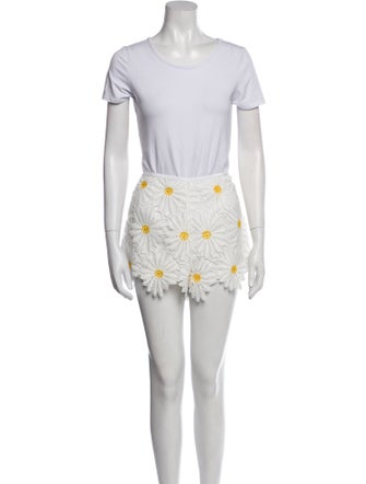 Saylor Floral Print Keyhole Accent Short Set