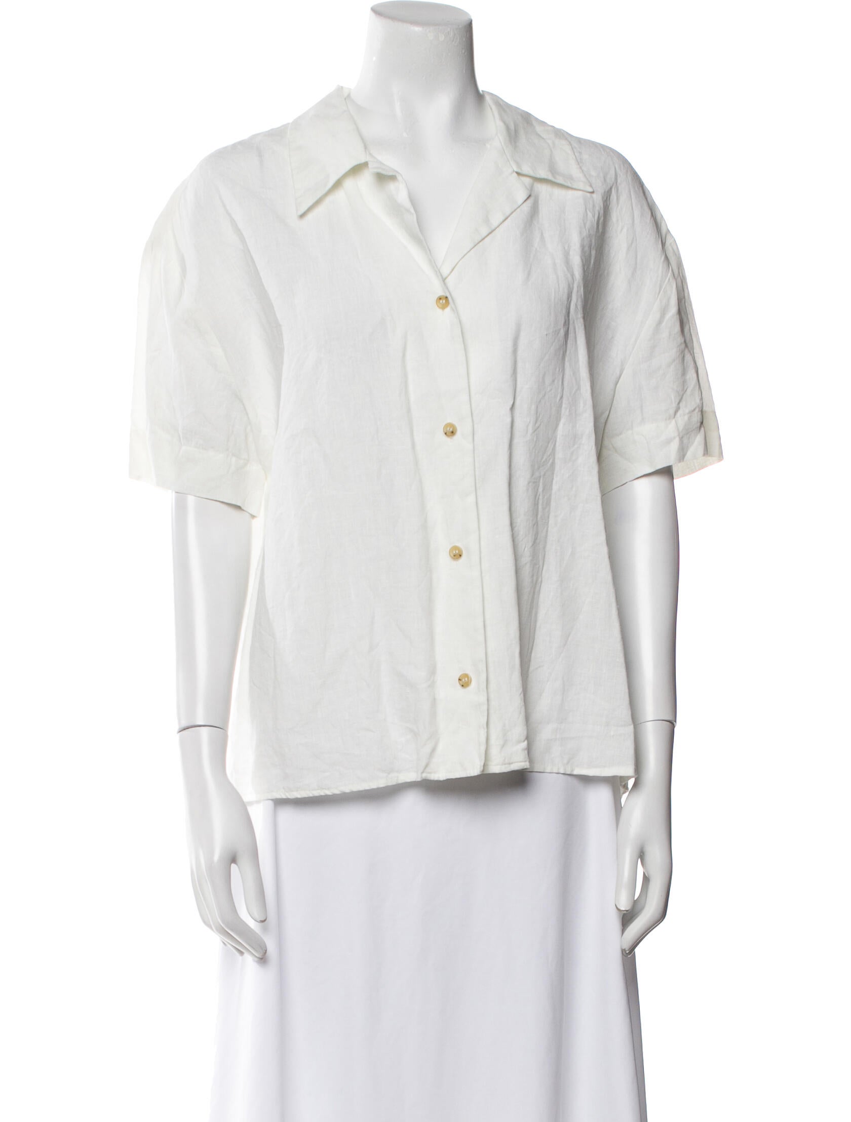 Asceno Linen Three-Quarter Sleeve Button-Up Top