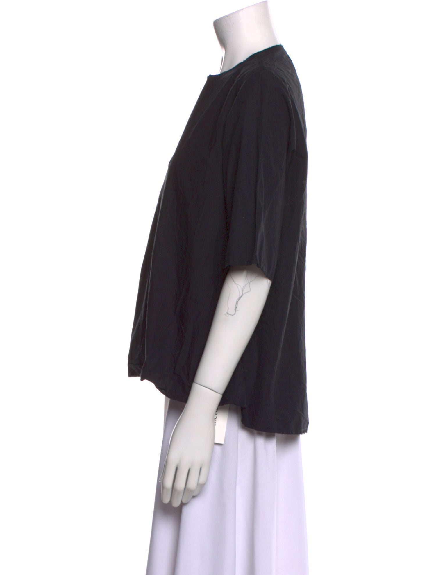 Scha Crew Neck Short Sleeve Blouse