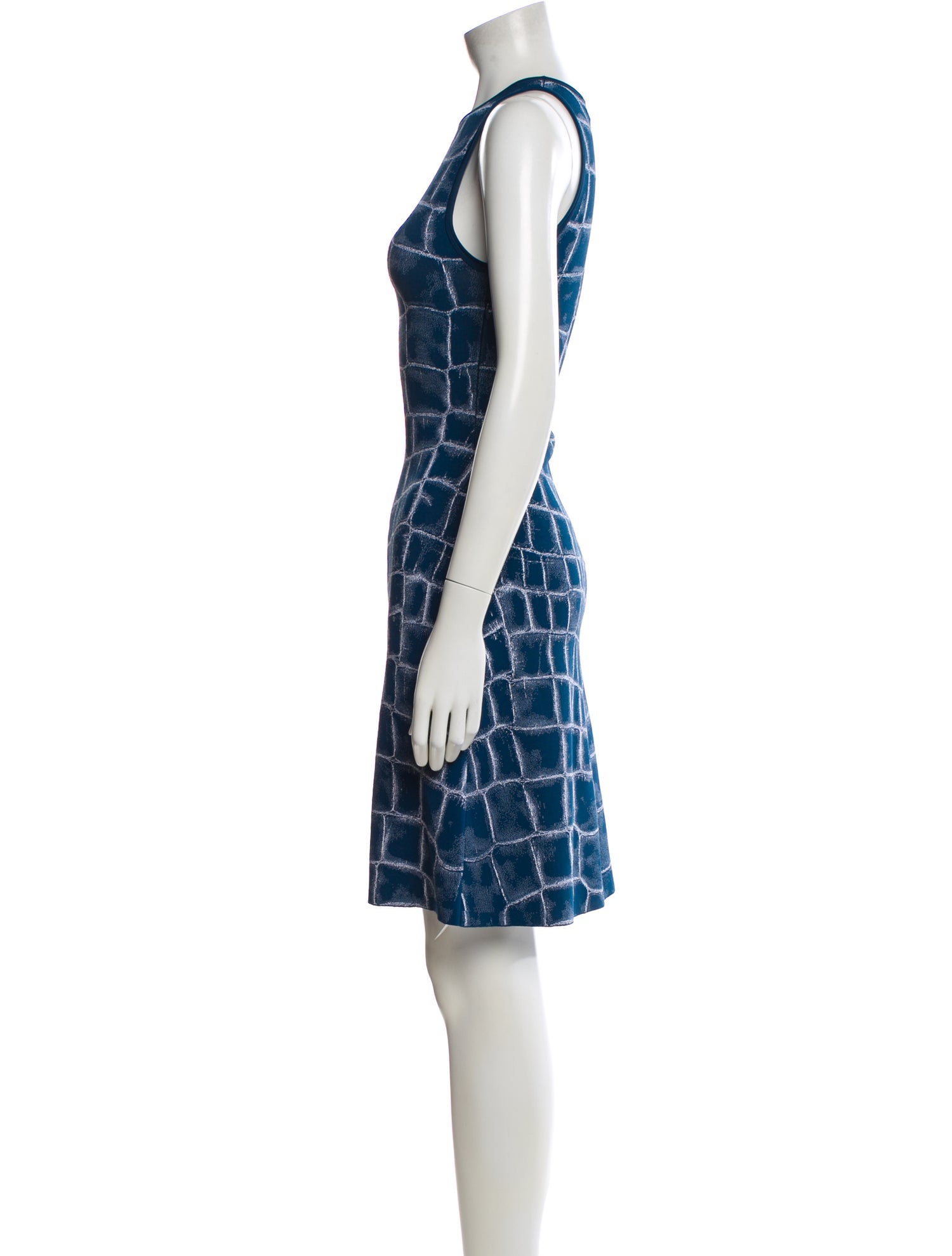 schiaparelli blue dress Kylie Jenner Royal Blue 2022 Schiaparelli Show Dress