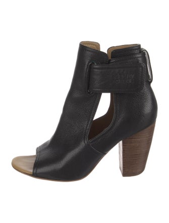 See by Chloé Leather Gladiator Sandals