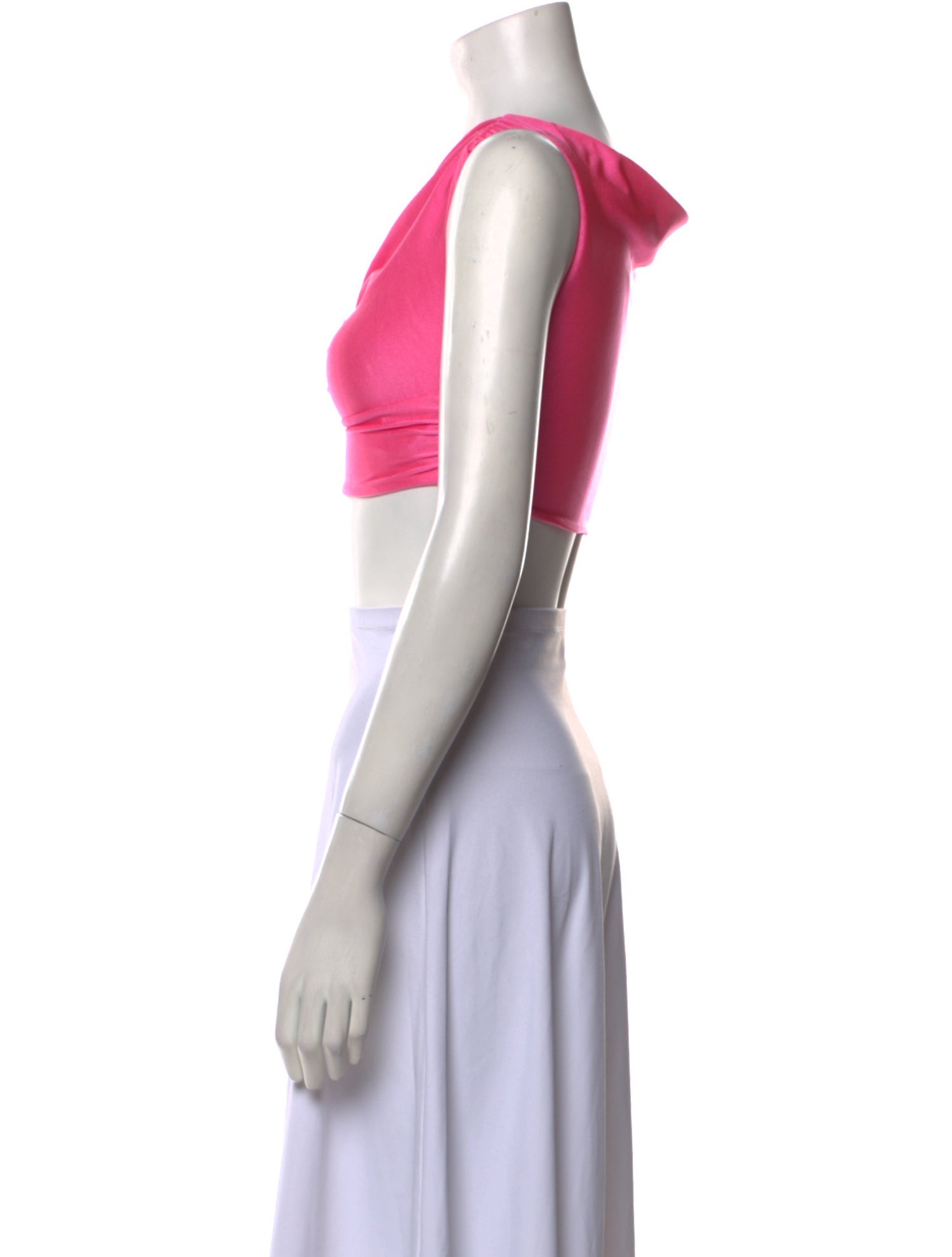 SER.O.YA V-Neck Sleeveless Crop Top