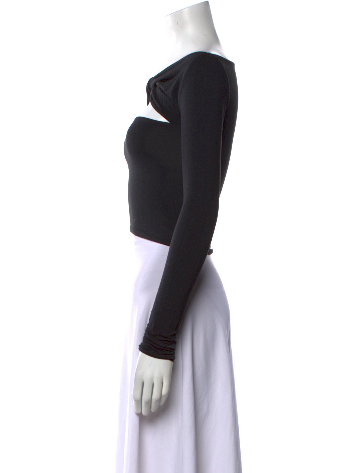 SER.O.YA Bateau Neckline Long Sleeve Crop Top