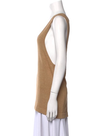 SER.O.YA Scoop Neck Sleeveless Top