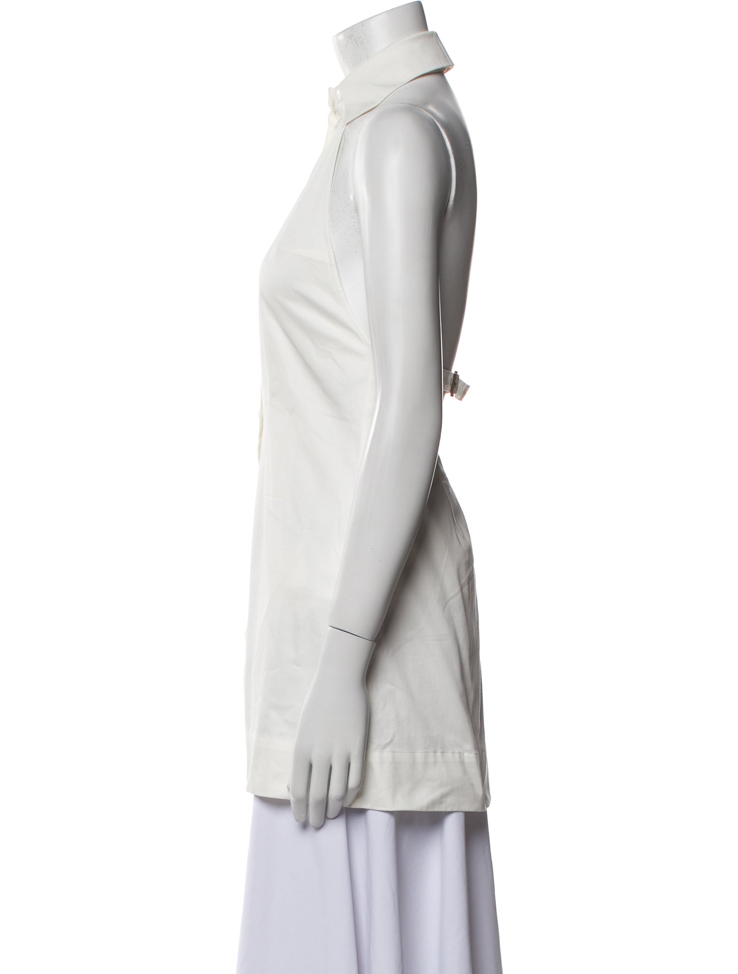 SER.O.YA Sleeveless Button-Up Top