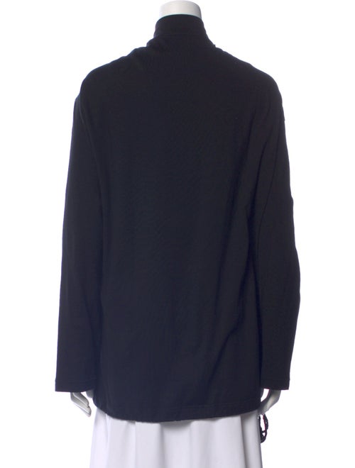 S'YTE V-Neck Long Sleeve Sweatshirt