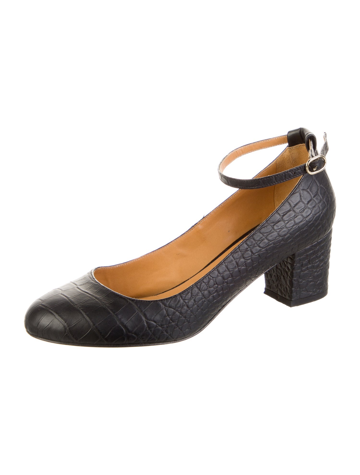 Sézane Leather Pumps