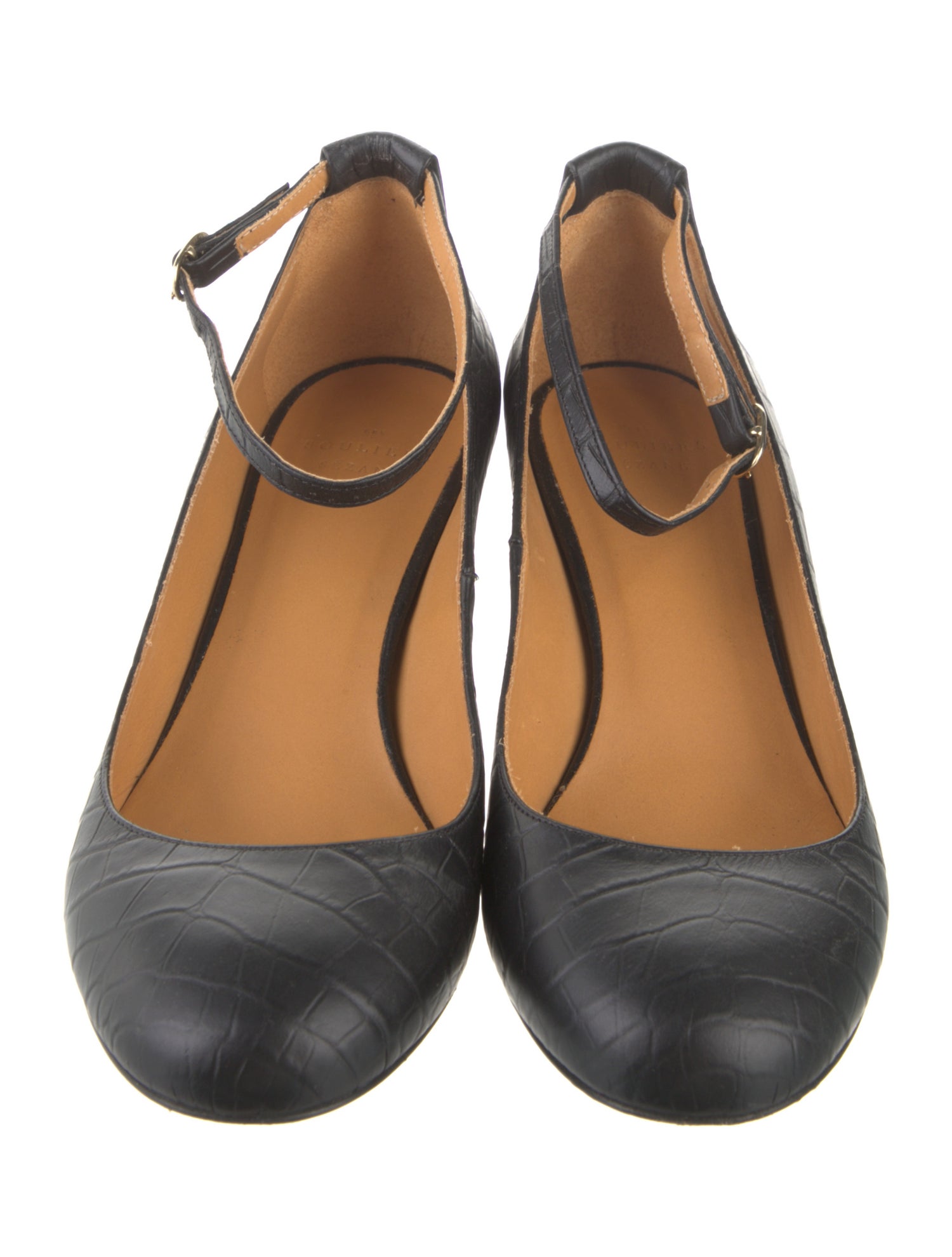 Sézane Embossed Leather Pumps