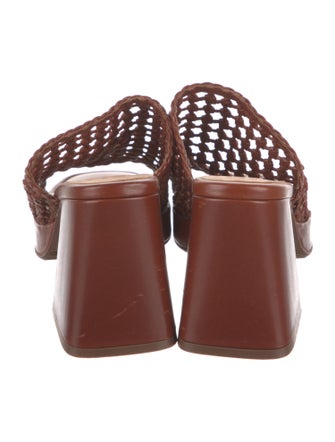 Sézane Leather Slides