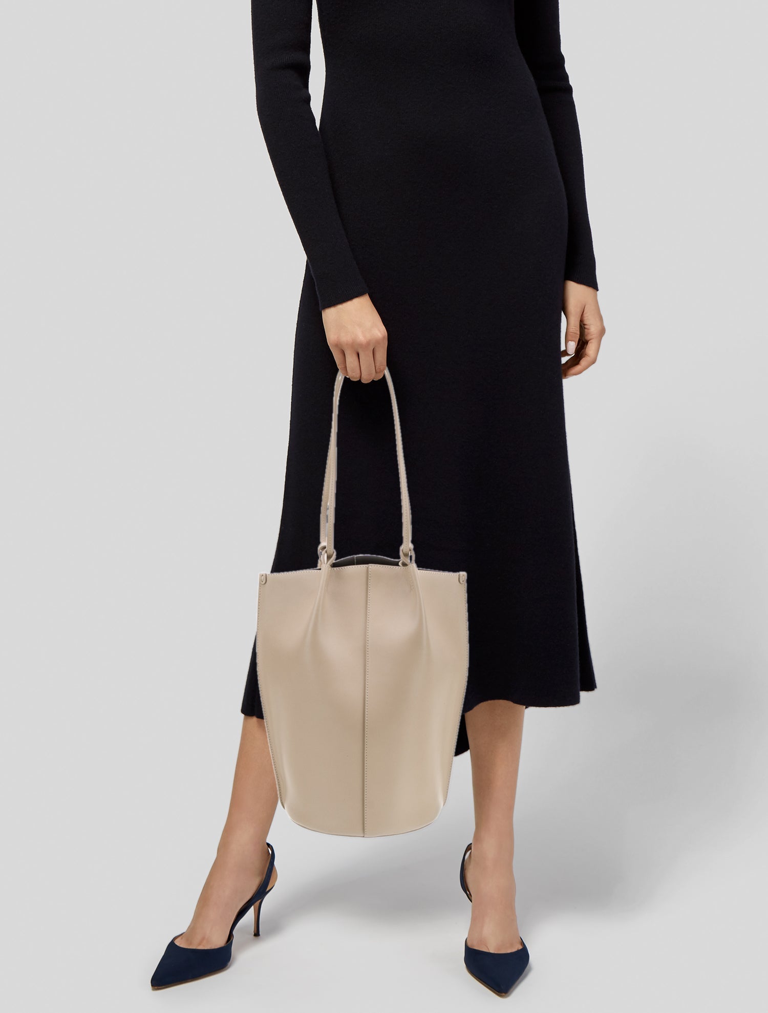 Sézane Leather Bucket Bag