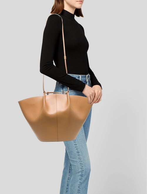 Sézane Leather Bucket Bag
