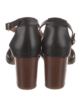 Sézane Leather Pumps