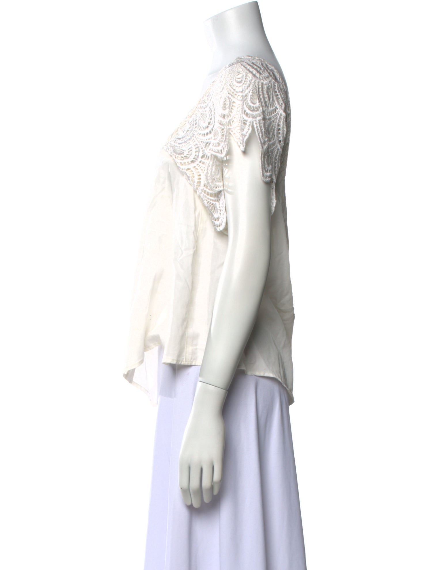 Stone Cold Fox Square Neckline Short Sleeve Crop Top