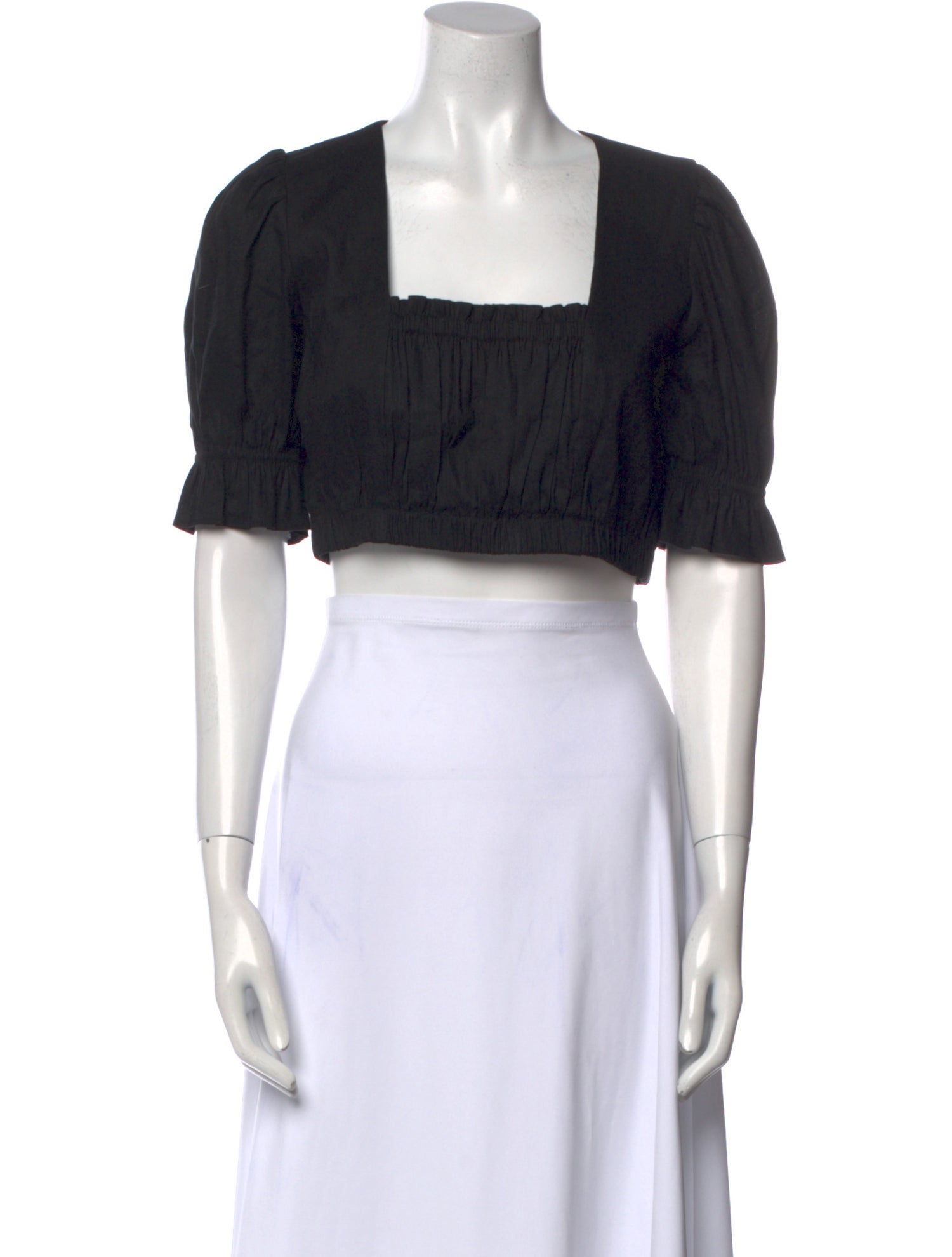 Stone Cold Fox Square Neckline Short Sleeve Crop Top