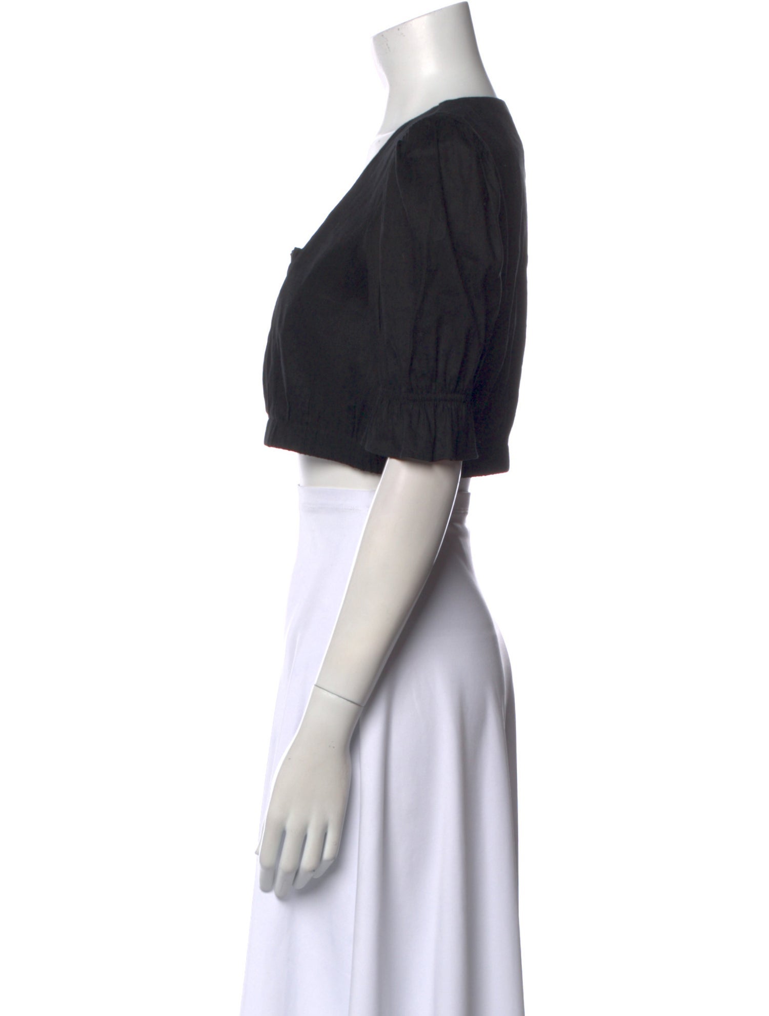 Stone Cold Fox Square Neckline Short Sleeve Crop Top