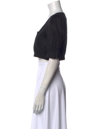 Stone Cold Fox Square Neckline Short Sleeve Crop Top