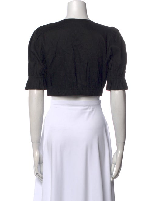 Stone Cold Fox Square Neckline Short Sleeve Crop Top