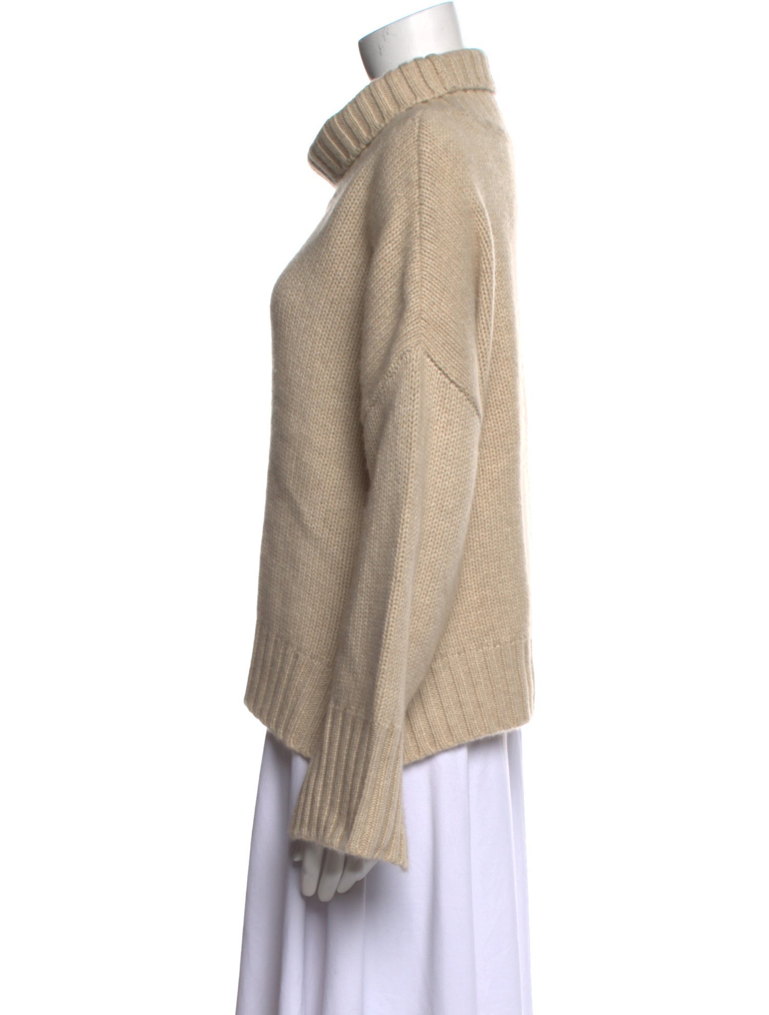 Soft Goat Cashmere Turtleneck Sweater