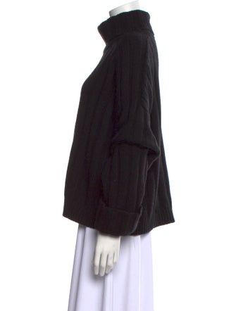 Soft Goat Cashmere Turtleneck Sweater