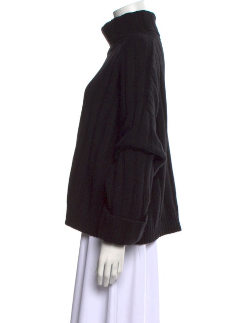 Soft Goat Cashmere Turtleneck Sweater