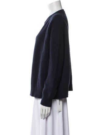 Soft Goat Cashmere Crew Neck Sweater