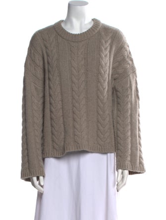 Soft Goat Cashmere Scoop Neck Sweater