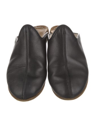 Sabah Leather Mules