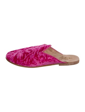 Sabah Velvet Mules