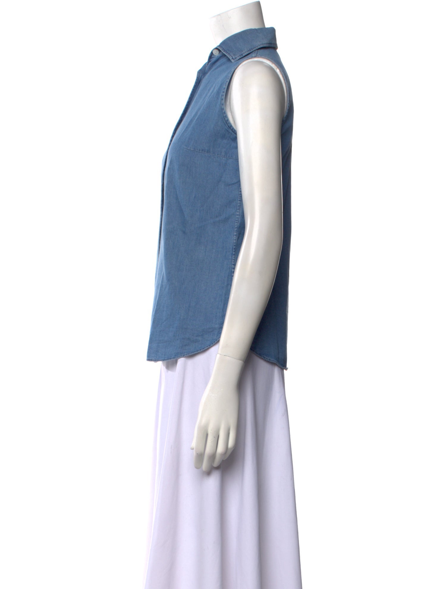 Sharis Place Private Label Sleeveless Button-Up Top