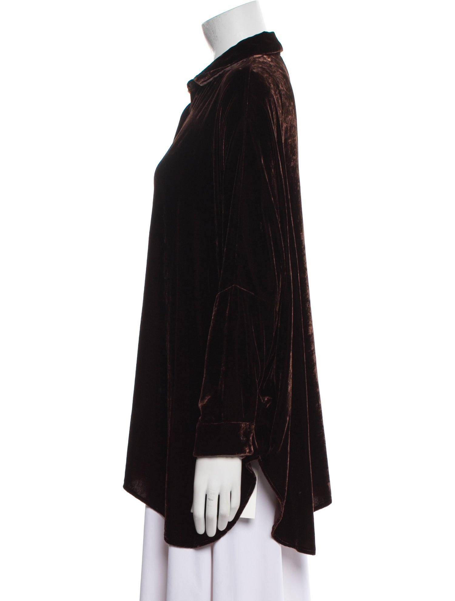 Sharis Place Private Label Printed Long Sleeve Button-Up Top