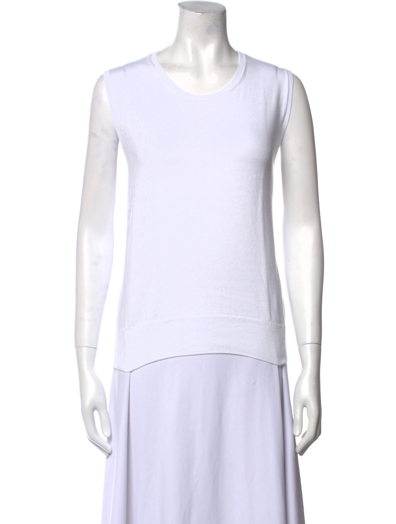 Sharis Place Private Label Crew Neck Sleeveless Top