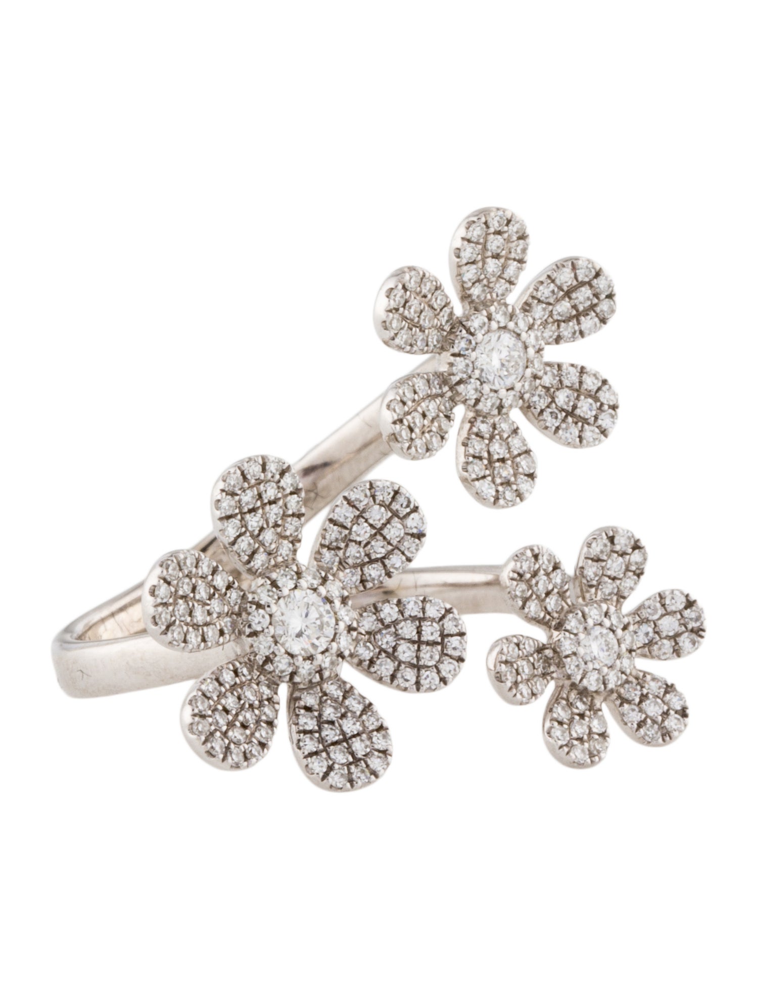 Shy Creation 14K Diamond Flower Cocktail Ring