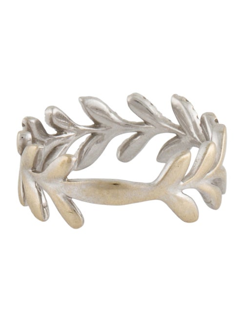 Shy Creation 14K Diamond Leaf Band