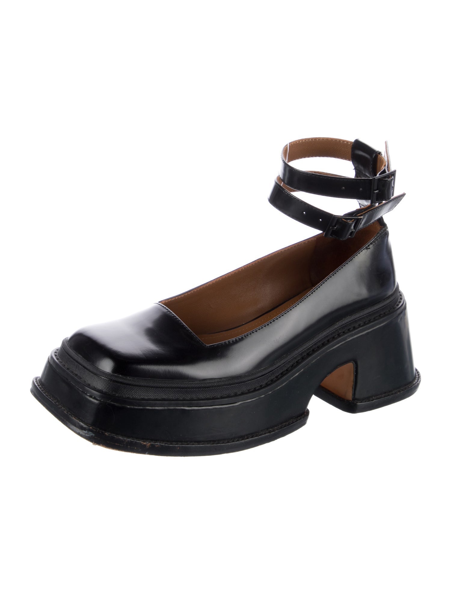 Shushu/tong Patent Leather Pumps