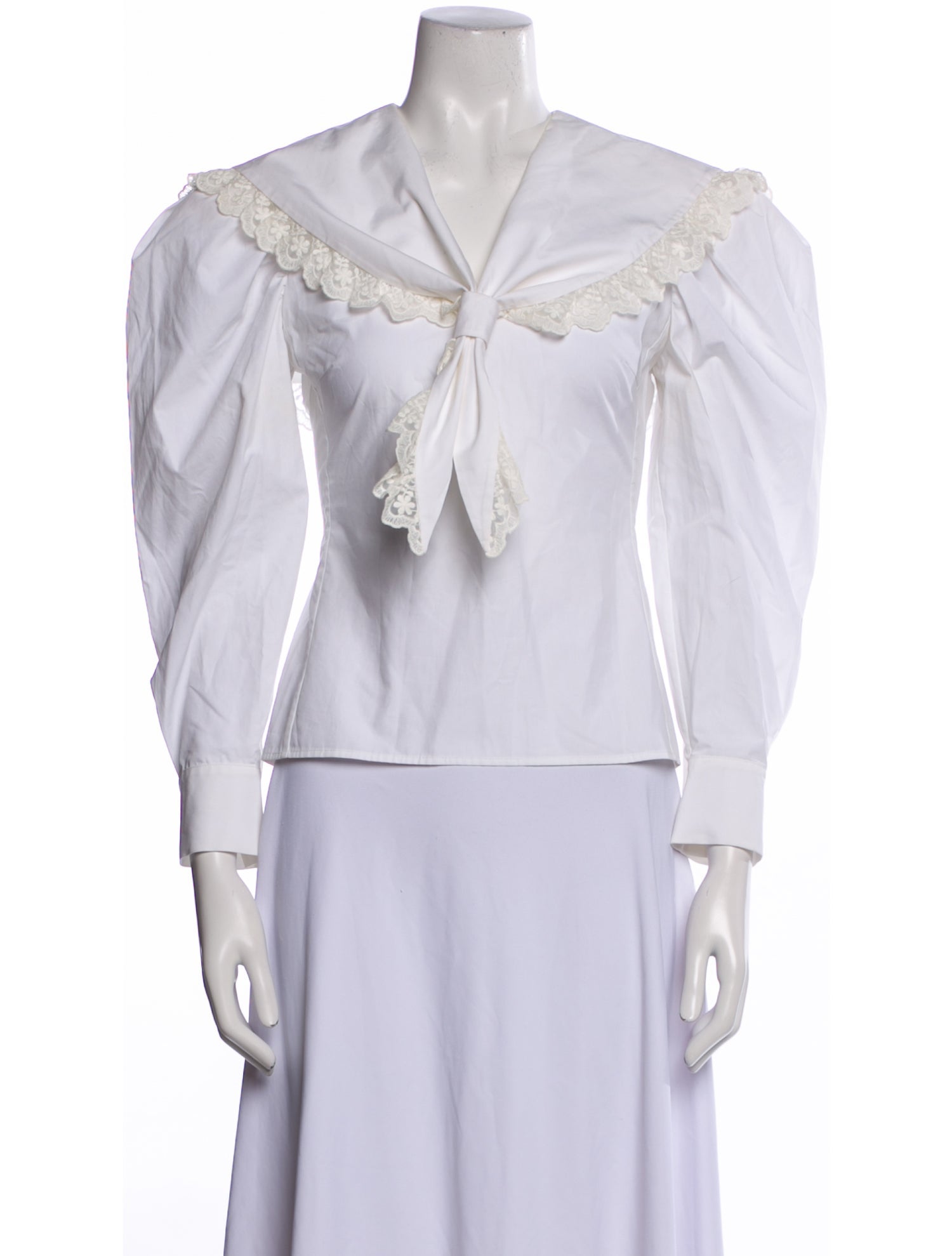 Shushu/tong V-Neck Three-Quarter Sleeve Top