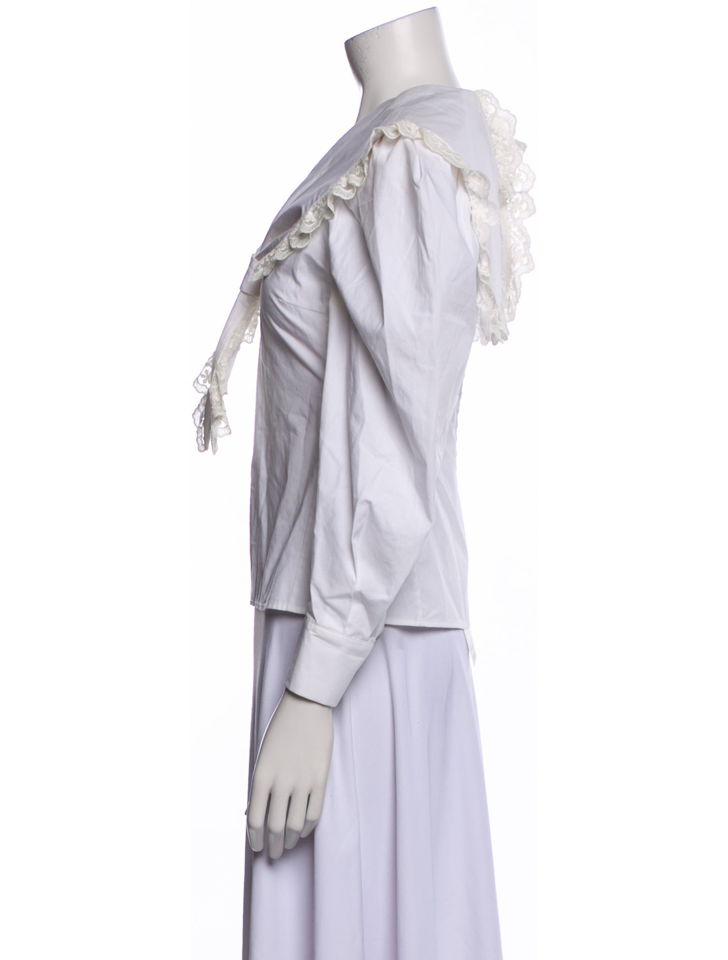 Shushu/tong V-Neck Three-Quarter Sleeve Top