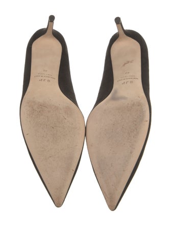 Sarah Jessica Parker Suede Pumps