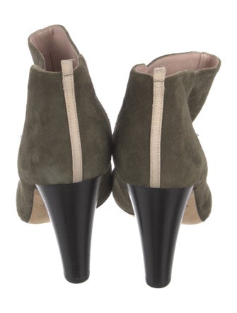 Sarah Jessica Parker Suede Boots