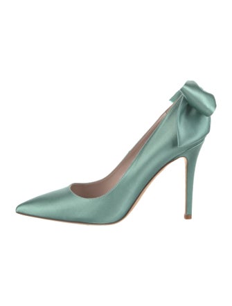 Sarah Jessica Parker Satin Bow Accents Pumps
