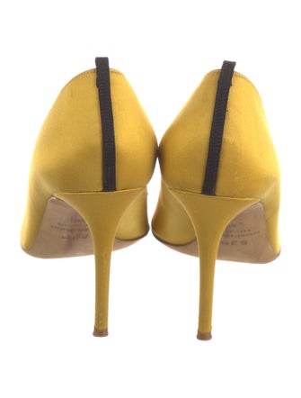 Sarah Jessica Parker Satin Pumps