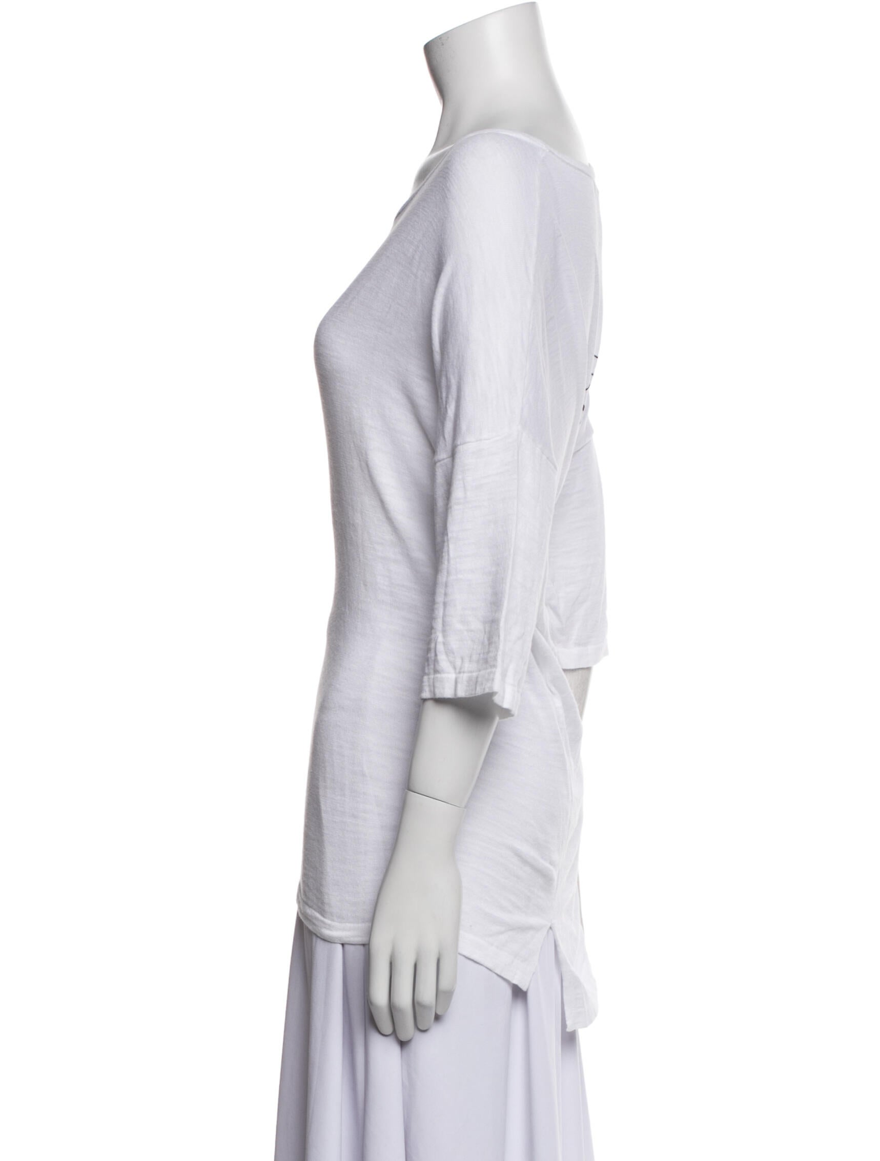 Skull Cashmere Graphic Print Scoop Neck T-Shirt